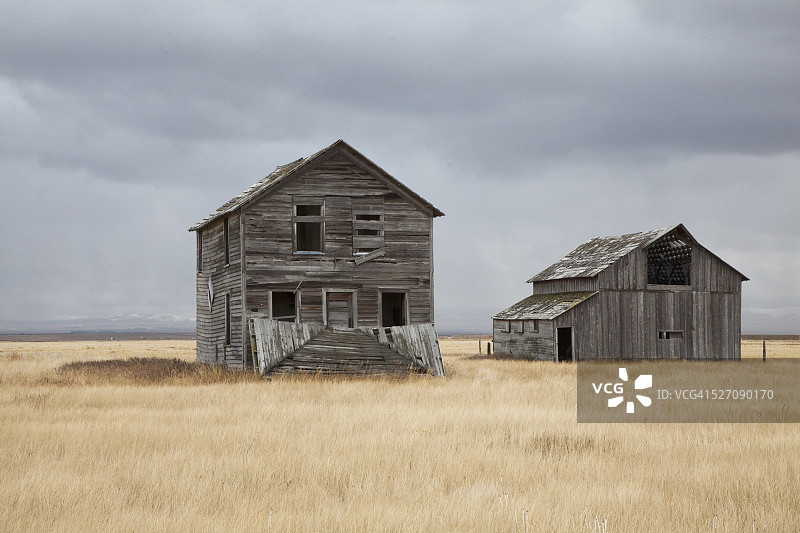 废弃的农场，蒙大拿，美国图片素材