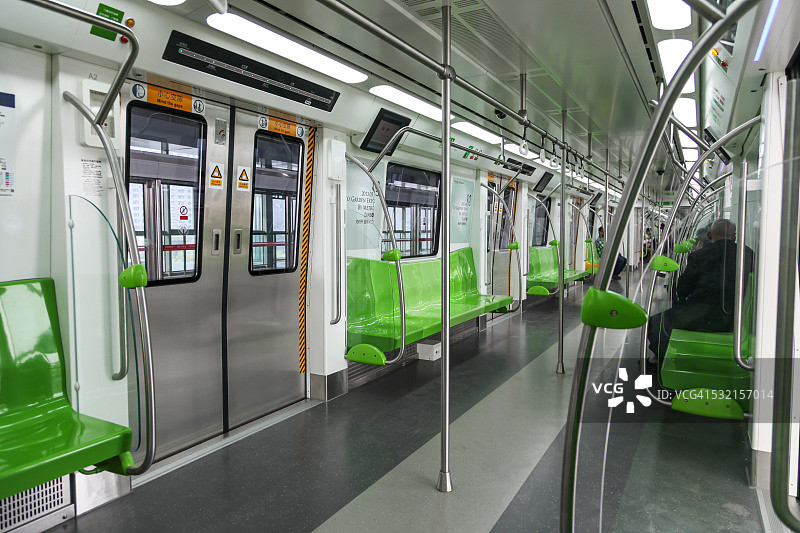 中国北京地铁14号线。图片素材