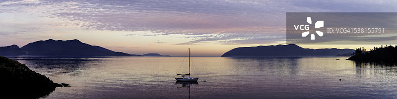 日落之舟，圣胡安群岛图片素材