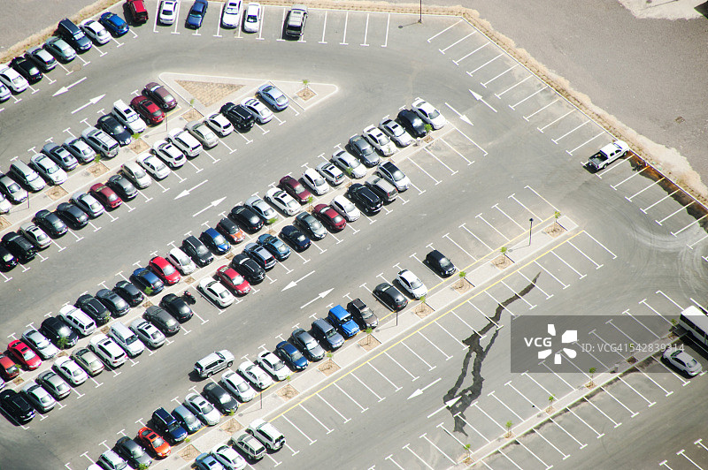 迪拜停车场的天线图片素材