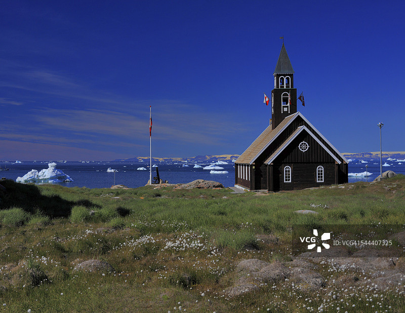 格陵兰岛北冰洋沿岸的教堂图片素材