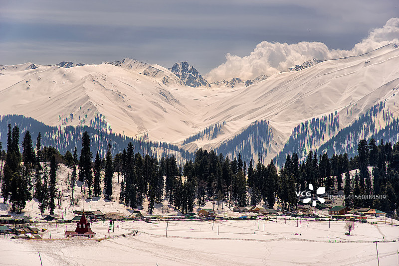 最佳滑雪目的地:克什米尔:印度图片素材