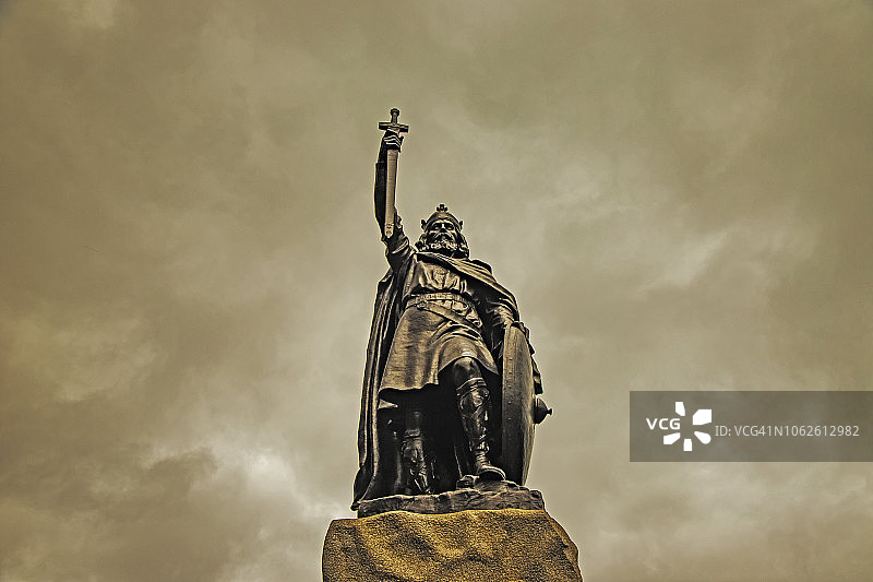 阿尔弗雷德大帝雕像，温彻斯特，汉普郡，英国图片素材