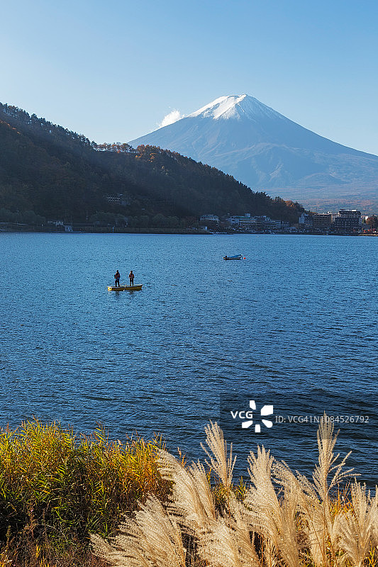 秋天的富士山，日本图片素材