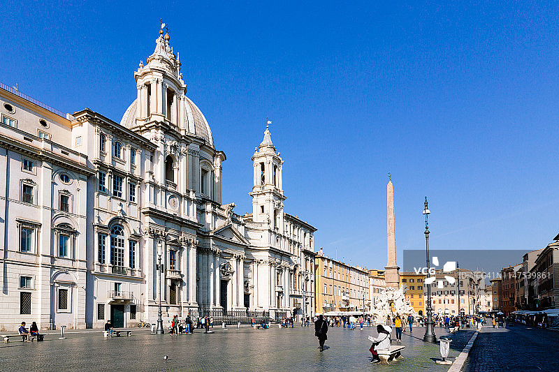 意大利罗马的纳沃纳广场，晴朗的天空图片素材