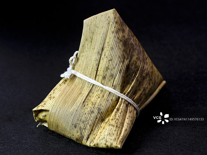 粽子，chimaki黑背景图片素材
