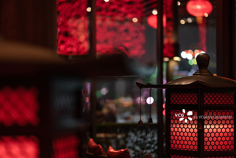 春节室内红灯笼特写/西安，中国图片素材