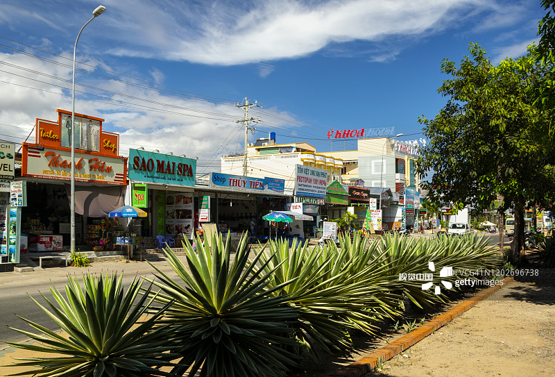 越南湄南岛的沿海街道图片素材