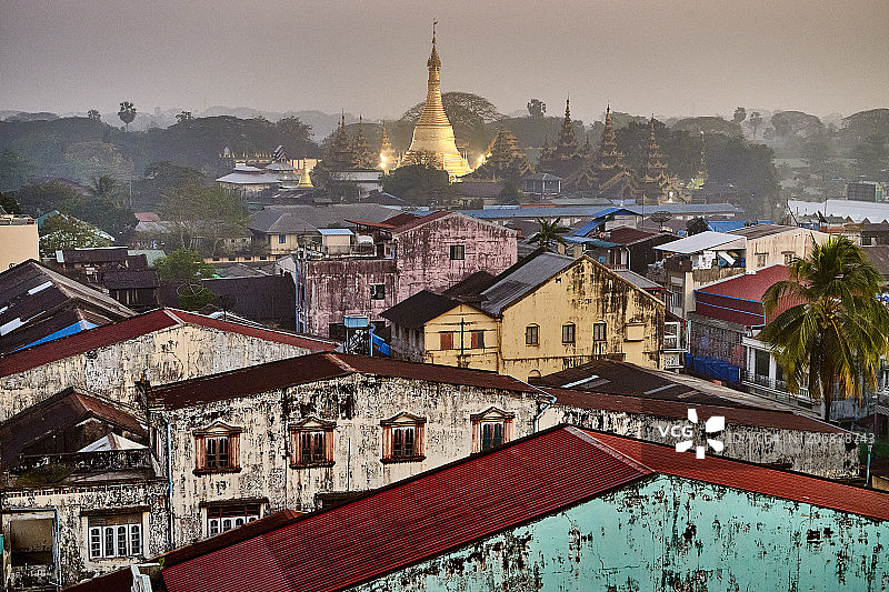缅甸，帕登市市中心日出图片素材