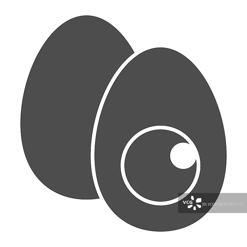 复活节彩蛋固体图标。切半鸡蛋剪影与蛋黄字形风格的象形文字在白色的背景。春节快乐的手机概念和网页设计标志。矢量图形。图片素材