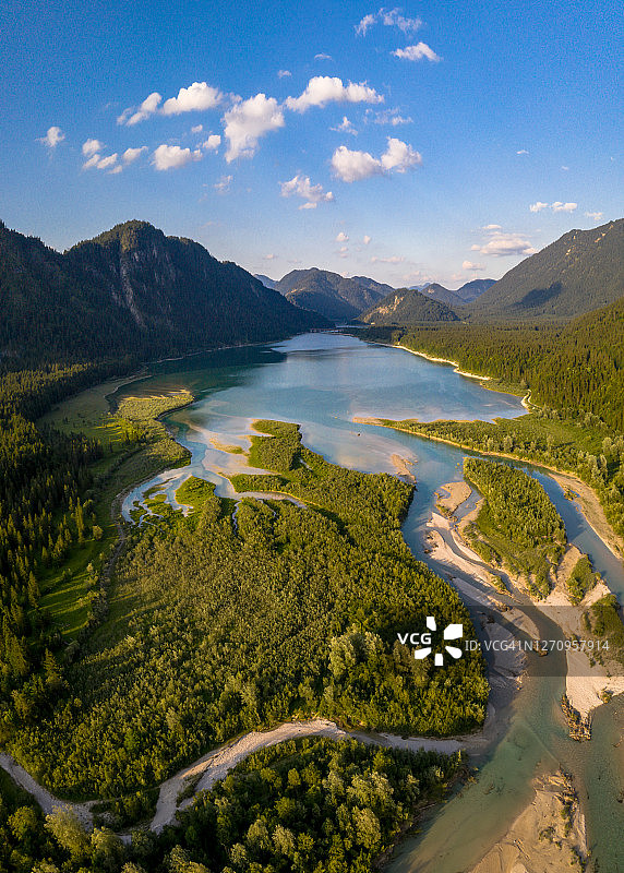 欧洲德国巴伐利亚的Sylvenstein湖图片素材