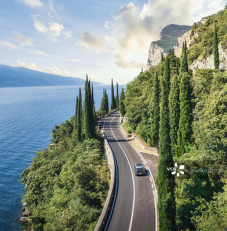 风景优美的加尔达湖，特里莫辛，伦巴第，意大利图片素材