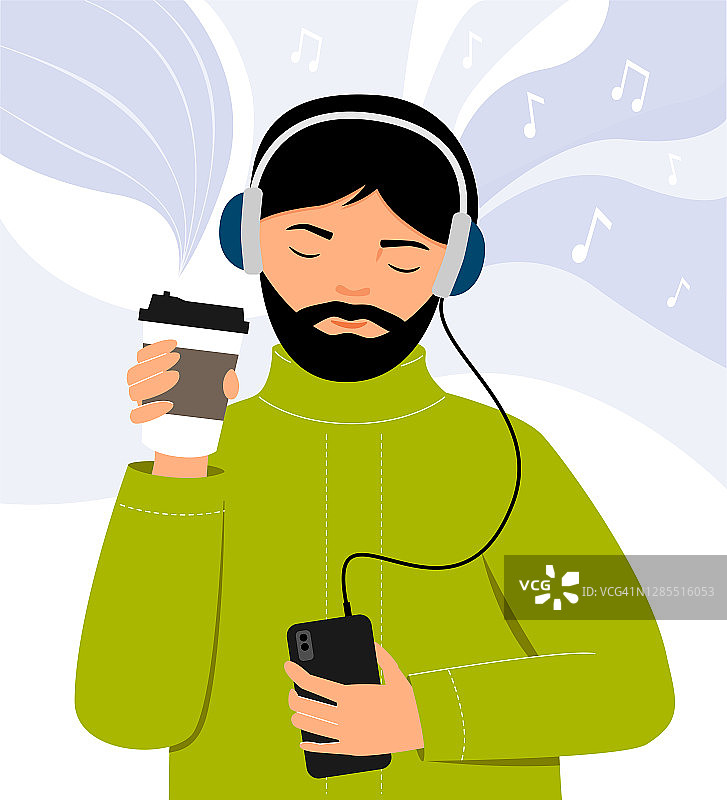 男人们戴着耳机听音乐，用纸杯喝咖啡。那家伙用手机听音乐图片素材
