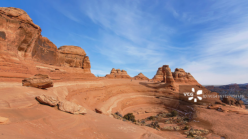 景观和红石构成拱门国家公园-犹他州，在冬天图片素材
