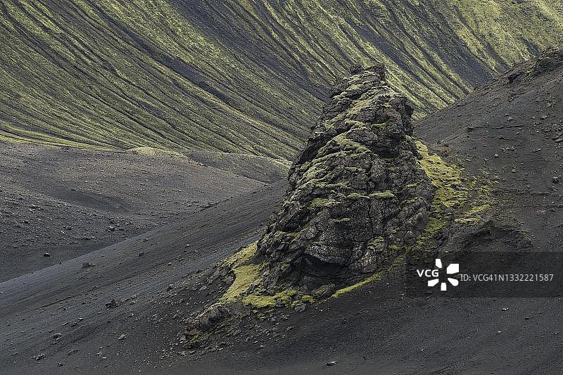 苔藓岩石，熔岩雕塑，熔岩沙漠，Langisjor, Skaftarhreppur，冰岛高地图片素材