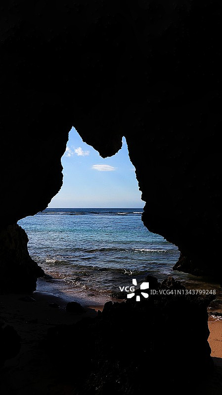 印度尼西亚巴厘岛的隐藏海滩图片素材