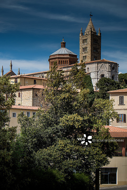 马萨马里提玛，位于意大利托斯卡纳的中世纪小镇格罗塞托图片素材