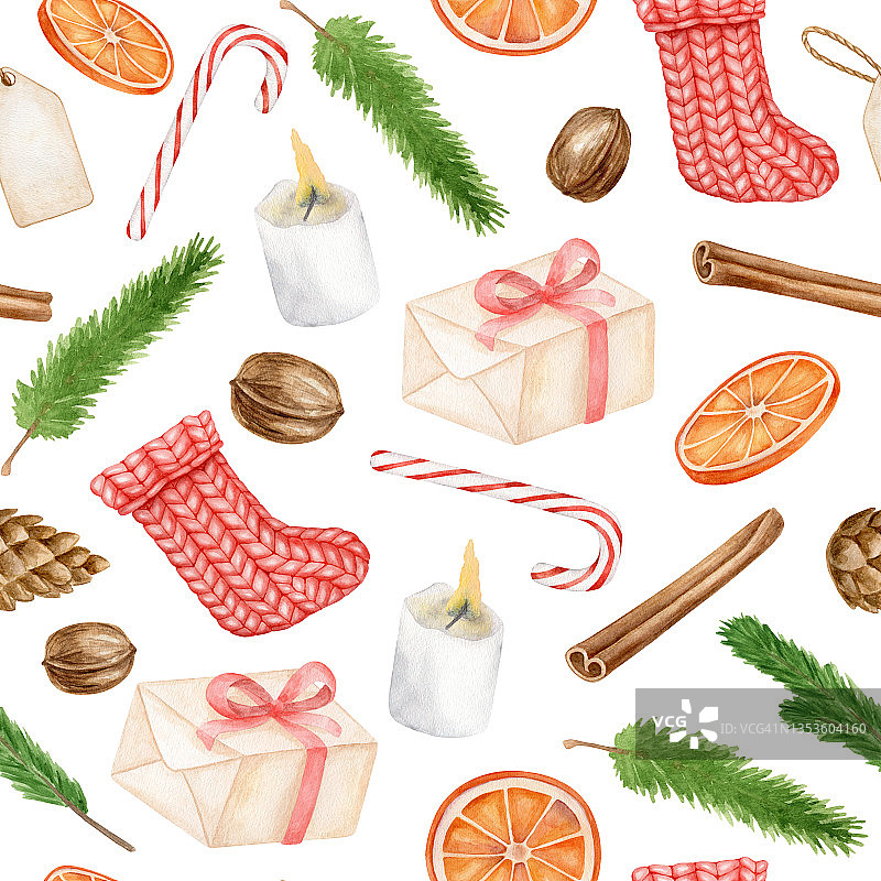 水彩圣诞节无缝模式。手绘圣诞袜子，蜡烛，糖果手杖，胡桃，冷杉枝，礼盒，干橙色隔离在白色背景上。复古圣诞装饰插图。图片素材