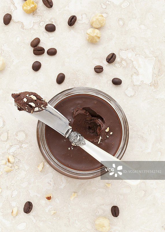 一罐自制巧克力酱图片素材