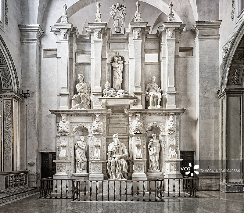 文科利的圣彼得大教堂，米开朗基罗·博纳罗蒂的尤利乌斯二世陵墓图片素材