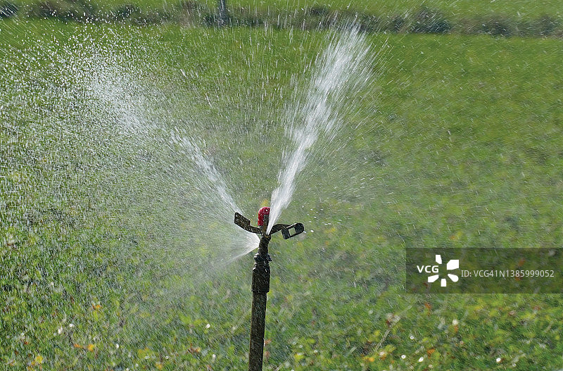 农业灌溉-洒水喷头图片素材