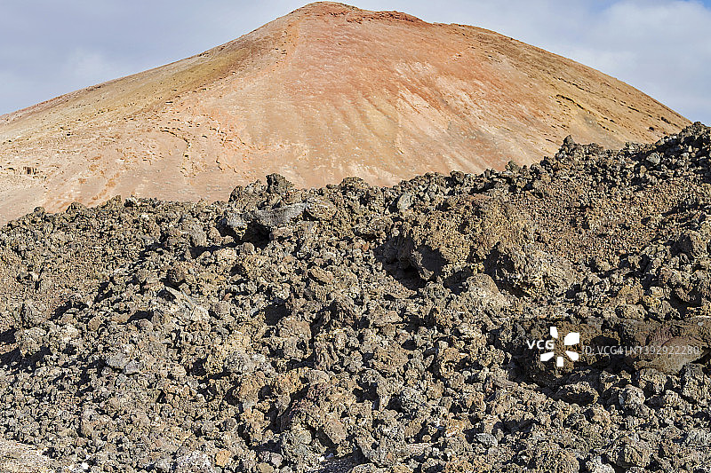 蒂曼法亚火山景观图片素材