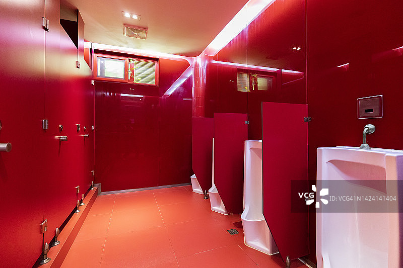 红色的厕所图片素材