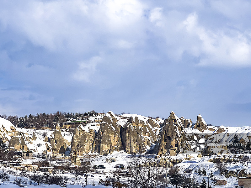 Beautiful view on Göreme Valley. The most important tourist centre for Cappadocia with astonishing rock formations.图片素材