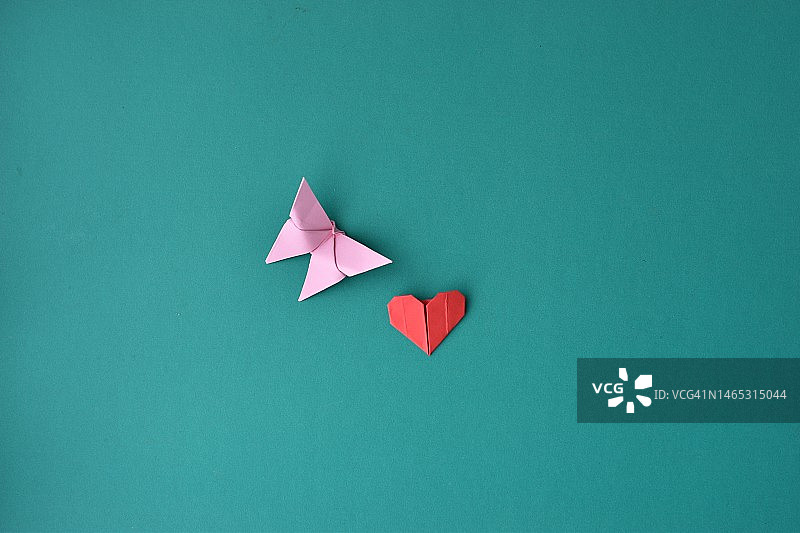 折纸爱情和蝴蝶图片素材