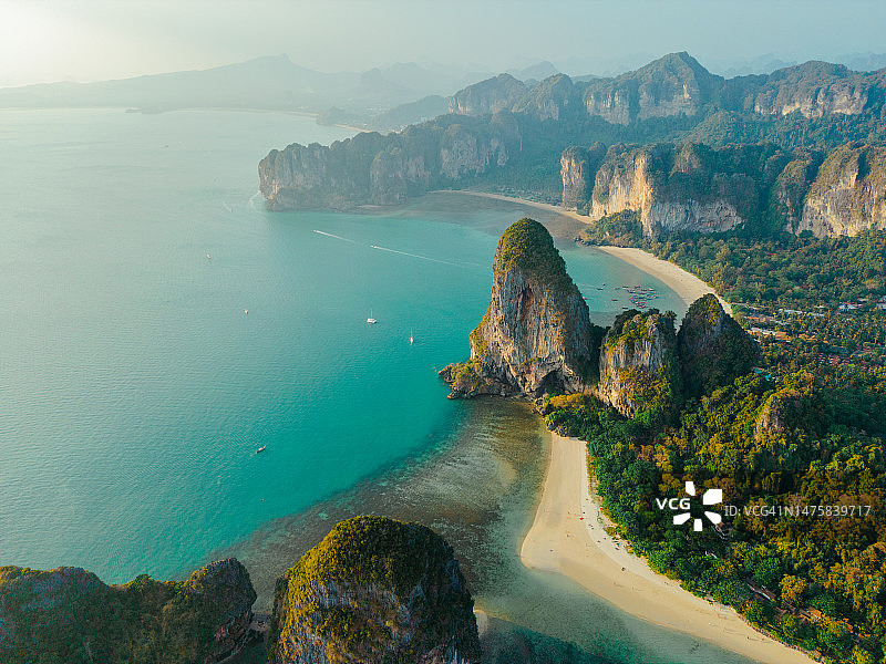 泰国甲米省莱利海滩的鸟瞰图图片素材