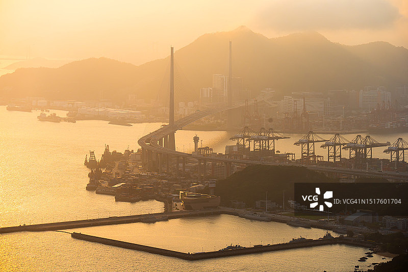 香港吊桥的高角度照片图片素材