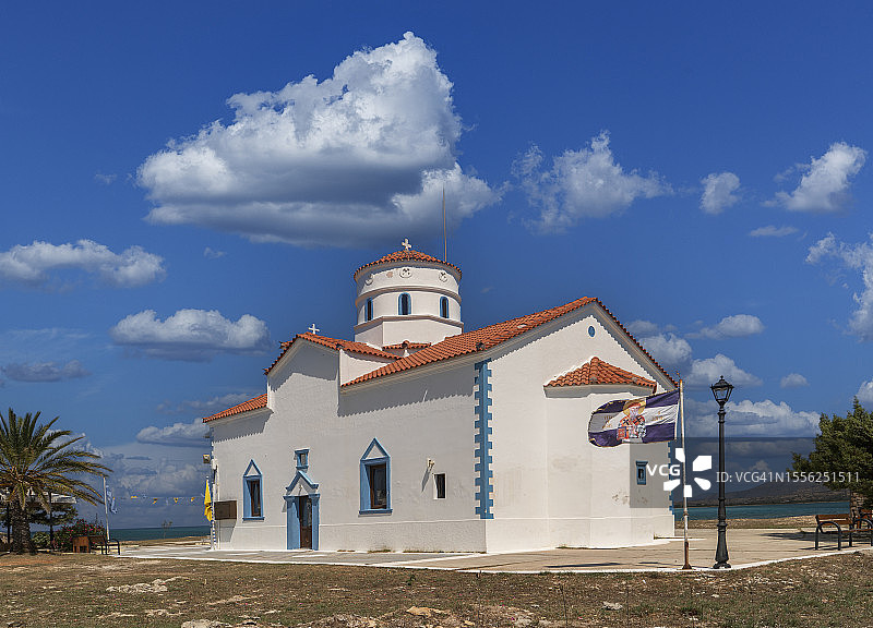 希腊岛上的一座小东正教教堂图片素材