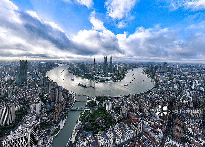 上午上海城市的鸟瞰图图片素材
