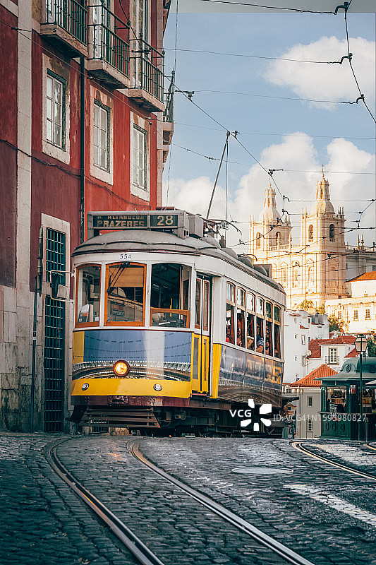 标志性的里斯本，电车和阿尔法玛。葡萄牙图片素材