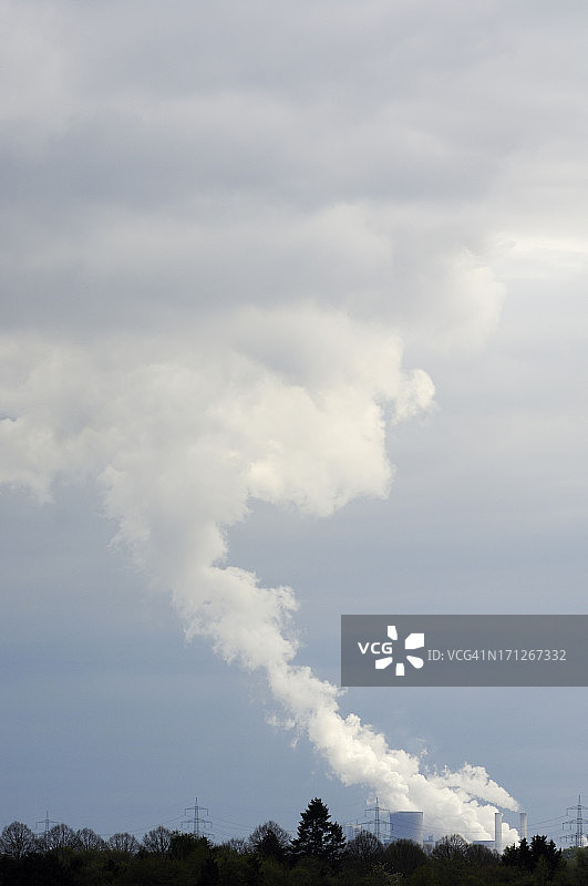 有污染的发电厂/不寻常的云景图片素材