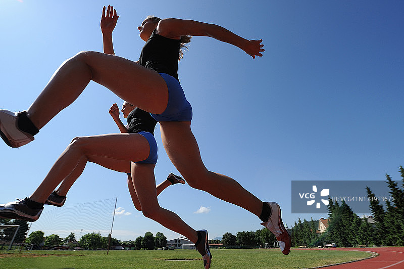 女运动员短跑图片素材