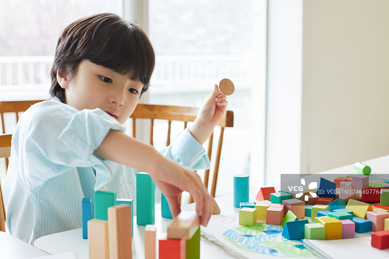 韩语，玩具积木，堆叠图片素材
