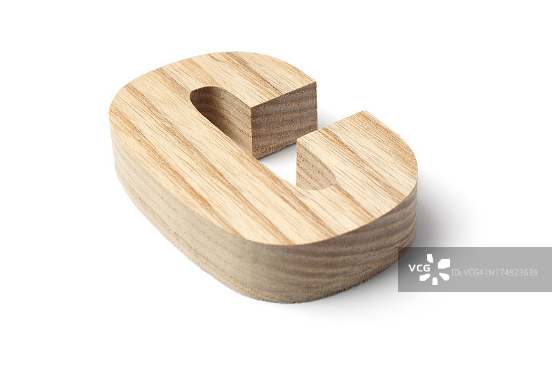 木制的字母C图片素材