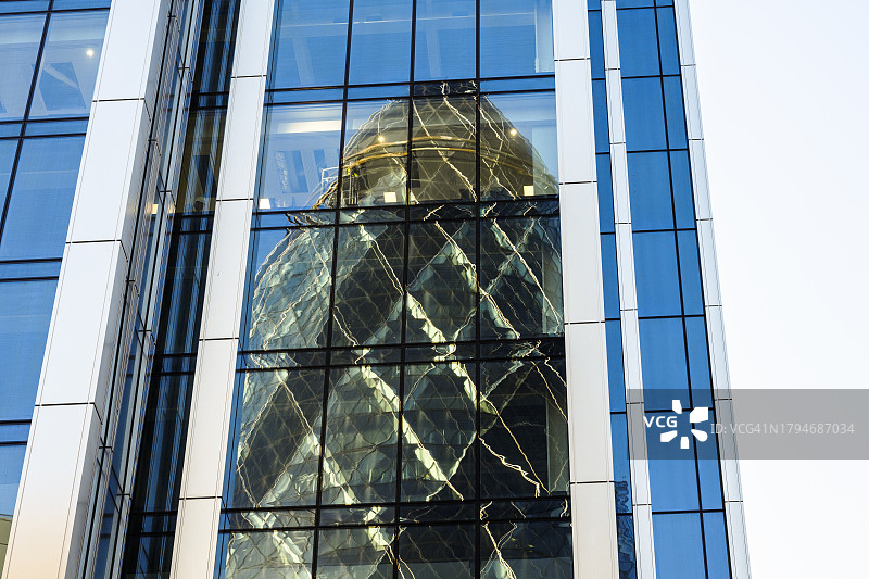 伦敦金融城的金融大楼图片素材