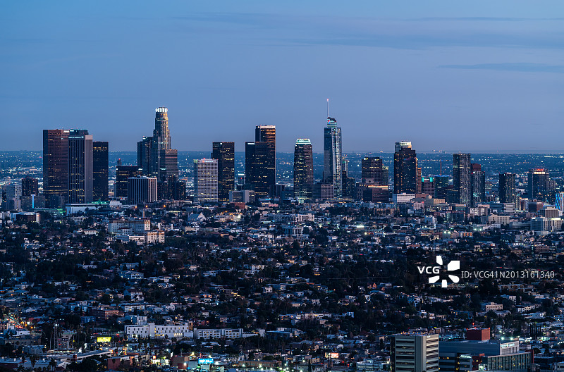 洛杉矶市中心的黄昏天际线景观图片素材