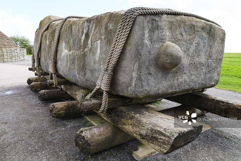 索尔兹伯里巨石阵游客中心的石头运输娱乐图片素材