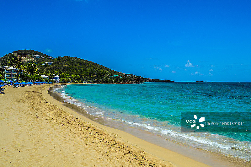 展示沙滩，大海和天空的海滩场景-维尔京群岛图片素材