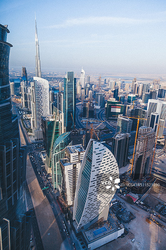 迪拜城市天空线鸟瞰图图片素材