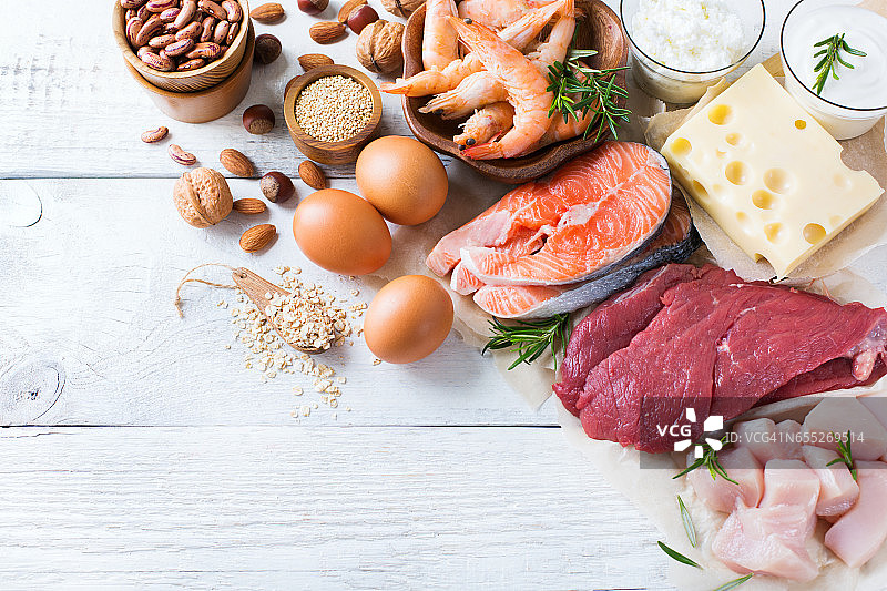 健康蛋白质来源和健身食物的分类图片素材