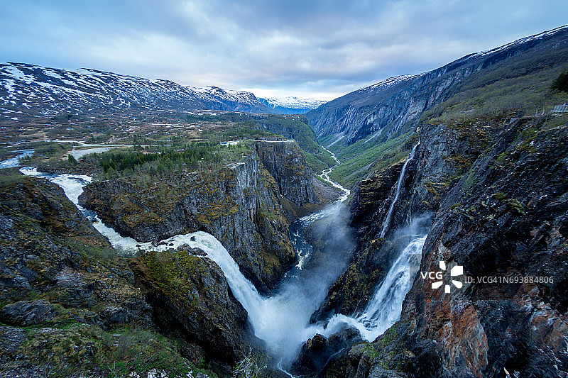 挪威埃德峡湾Vøringfossen瀑布图片素材