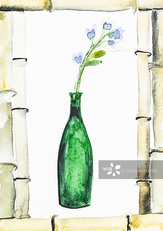 新鲜的蓝色花朵装瓶在竹框图片素材