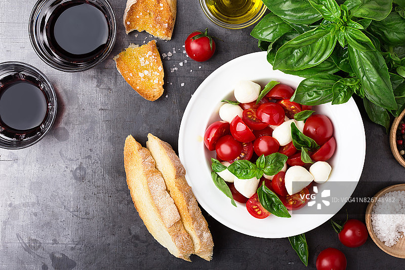 Messthetics。意大利番茄salad图片素材
