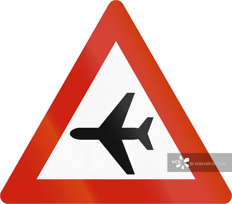 挪威道路警告标志-低空飞行的飞机图片素材