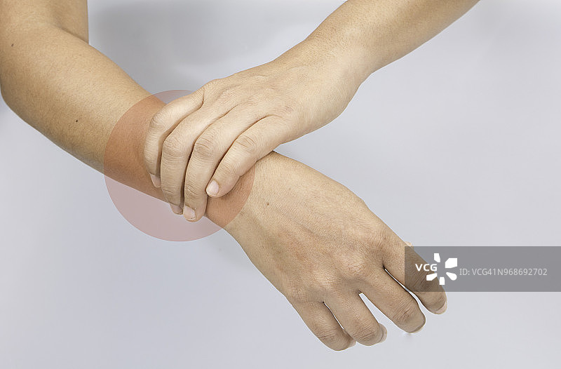 女人手臂疼痛图片素材