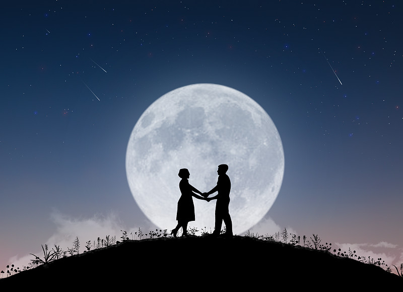 一对情侣赏月的图片图片